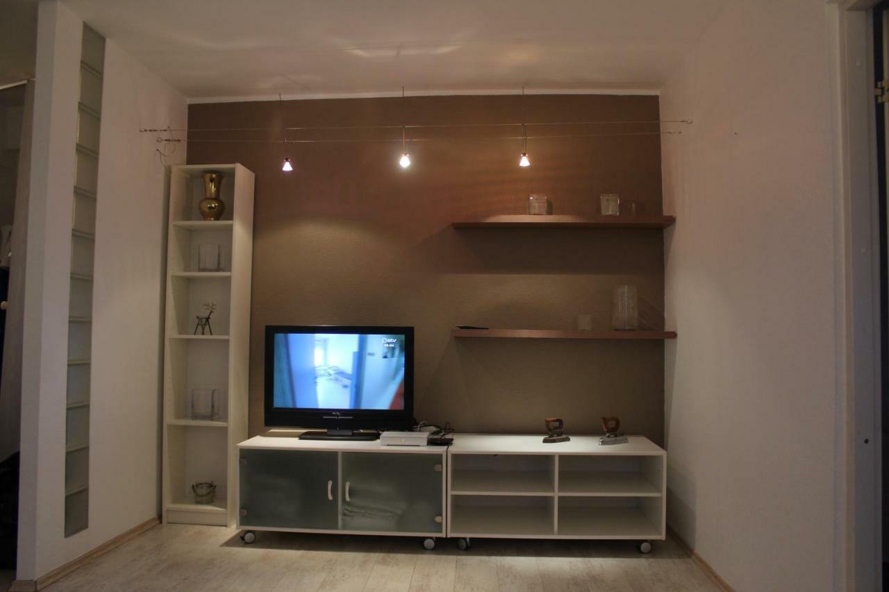Niine Apartment Haapsalu Esterno foto